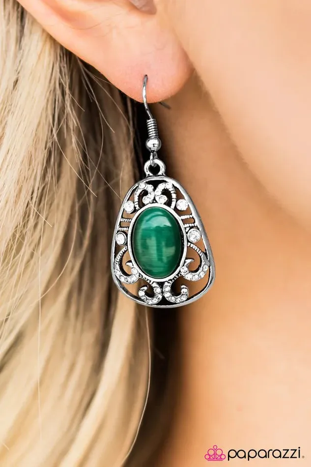 Paparazzi Jewelry Earrings Paparazzi Earring Royalty Awaits Green
