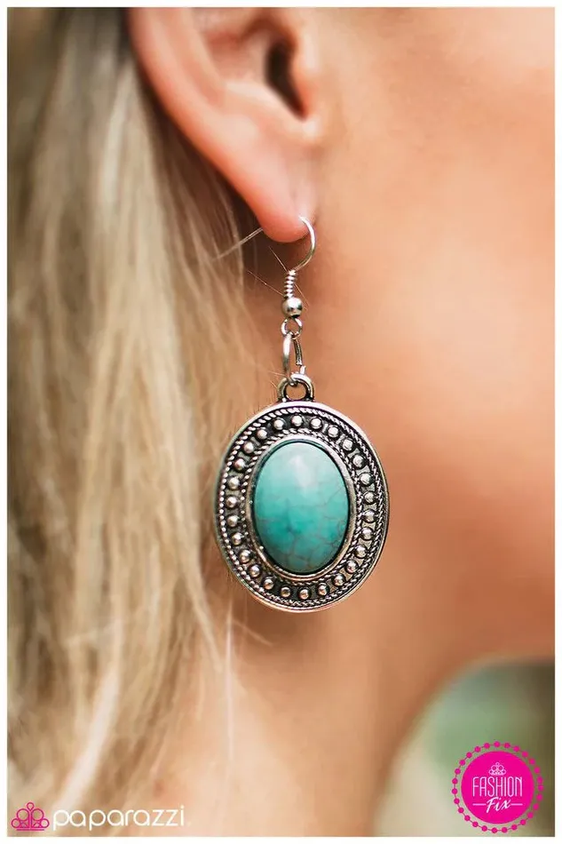 Paparazzi Jewelry Earrings Paparazzi Earring Saddle Up Blue