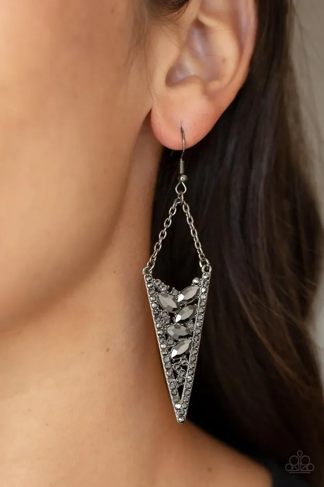 Paparazzi Jewelry Earrings Paparazzi Earring SharpDressed Drama Black