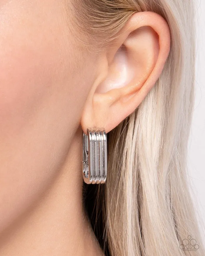 Paparazzi Jewelry Earrings Paparazzi Earring Vendetta Vanity Silver