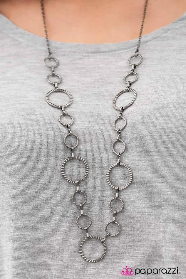 Paparazzi Jewelry Necklaces Paparazzi Necklace Fashion Revival Black