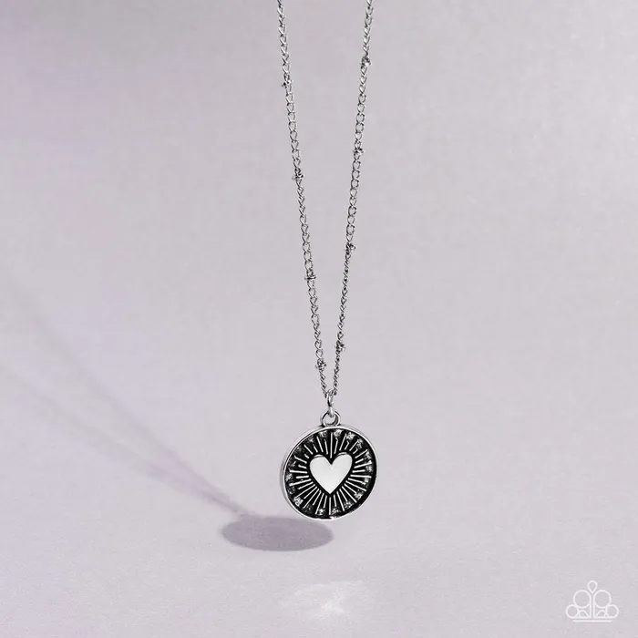 Paparazzi Jewelry Necklaces Paparazzi Necklace Lovestruck Shimmer Silver Paparazzi Jewelry Necklaces Paparazzi Necklace Lovestruck Shimmer Silver