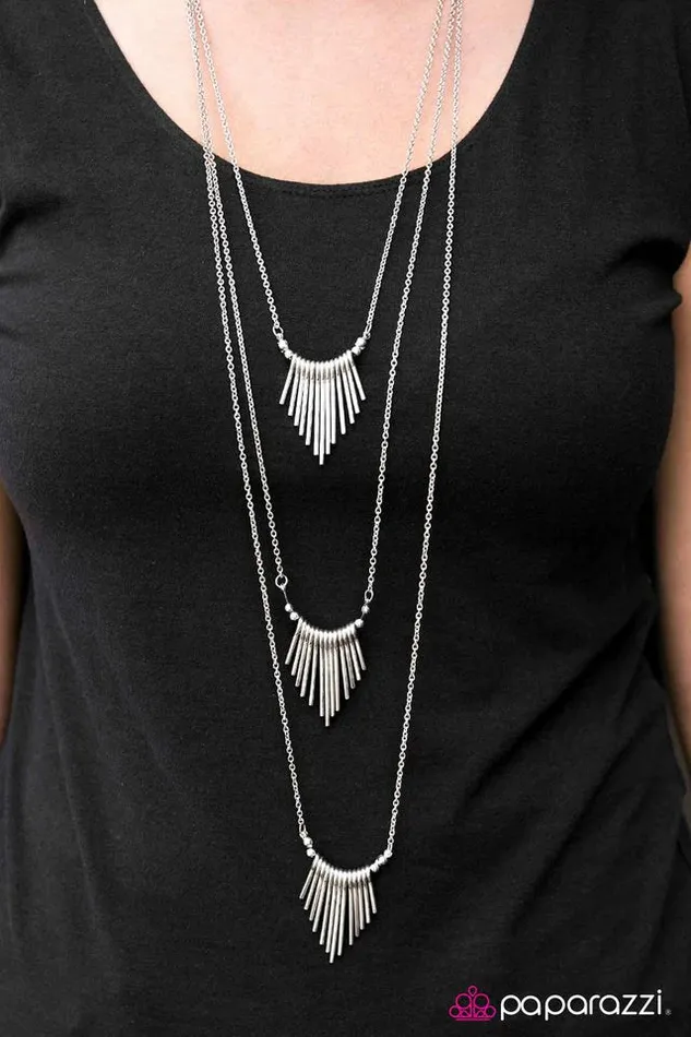 Paparazzi Jewelry Necklaces Paparazzi Necklace No Fear Silver