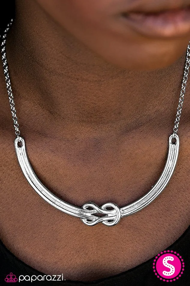 Paparazzi Jewelry Necklaces Paparazzi Necklace Whats KNOT To Like Silver