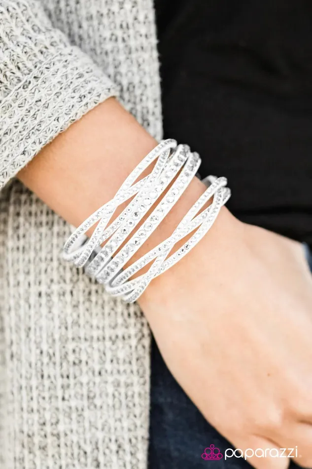 Paparazzi Jewelry Paparazzi Bracelet All Hairspray and Glitter White Bracelets