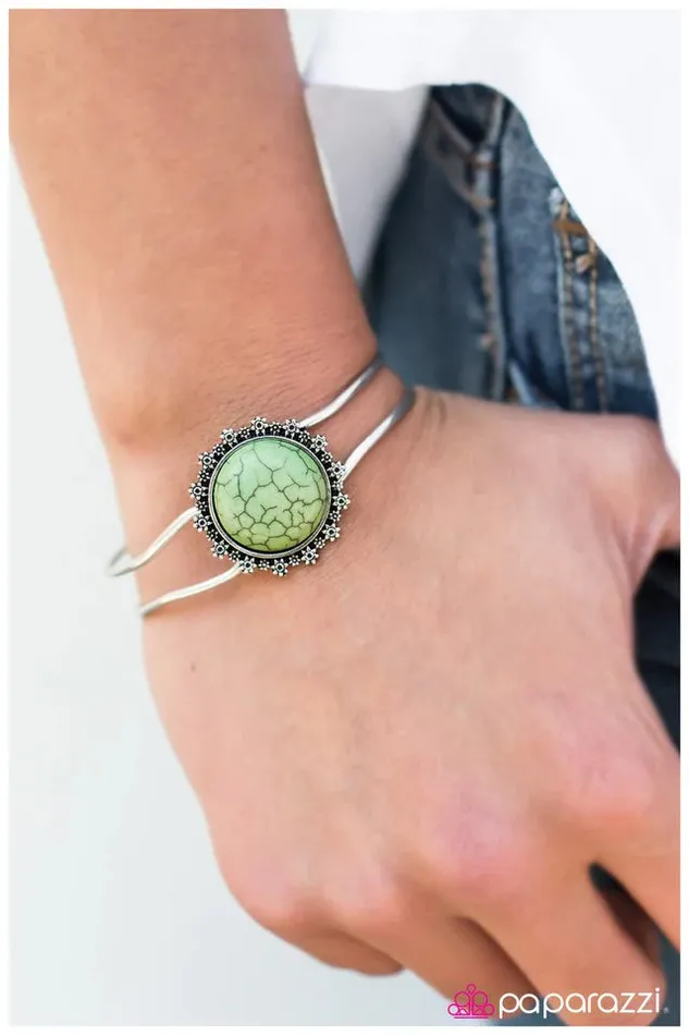 Paparazzi Jewelry Paparazzi Bracelet FLORAL Compass Green Bracelets