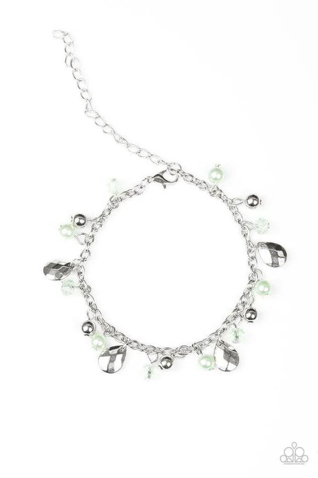 Paparazzi Jewelry Paparazzi Bracelet Modestly Midsummer Green Bracelets