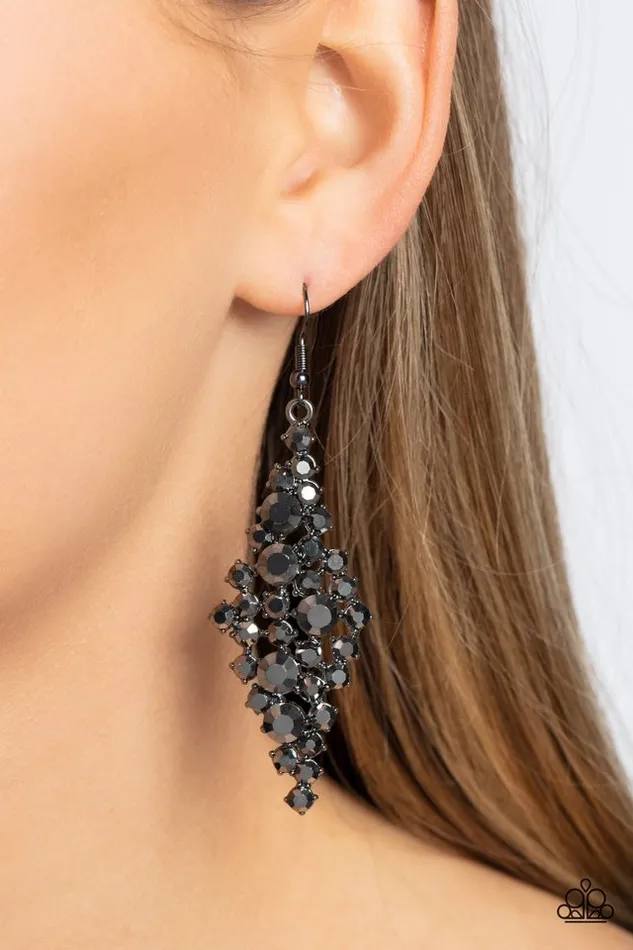 Paparazzi Jewelry Paparazzi Earring Celestial Comet Black Earrings