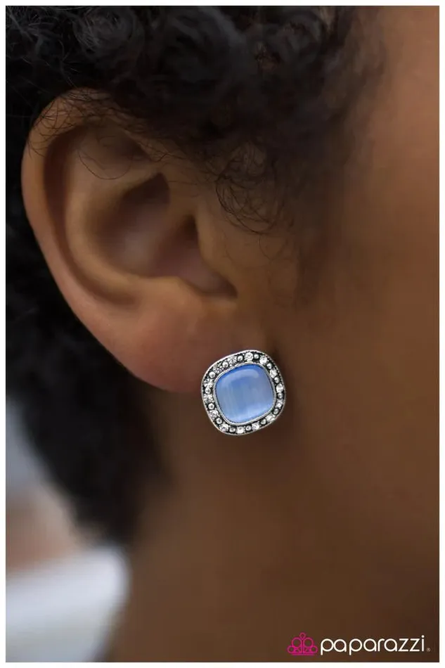 Paparazzi Jewelry Paparazzi Earring Ice Palace Blue Earrings