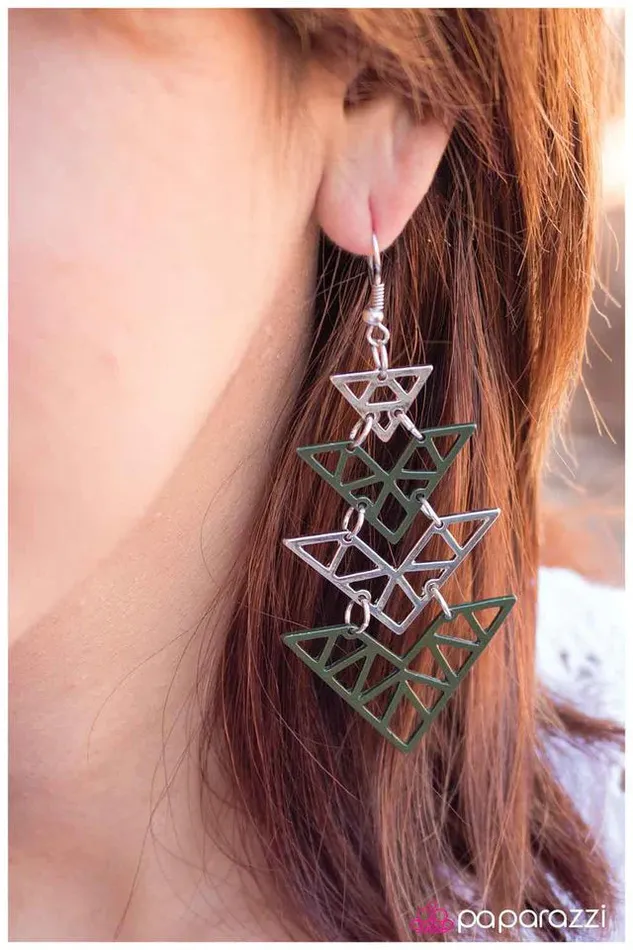 Paparazzi Jewelry Paparazzi Earring Straight to the Point Green Earrings