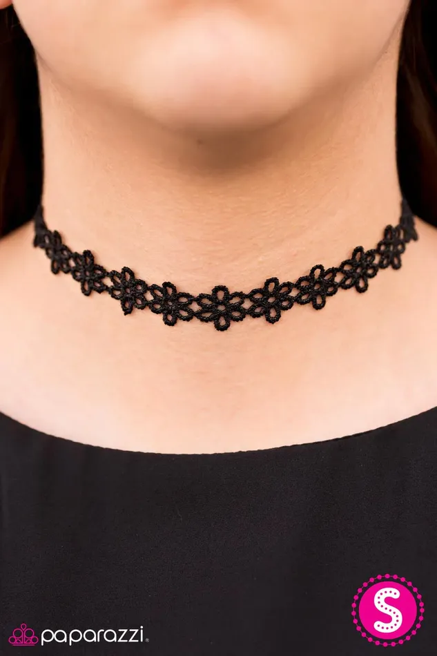 Paparazzi Jewelry Paparazzi Necklace Daisy Love Black Necklaces