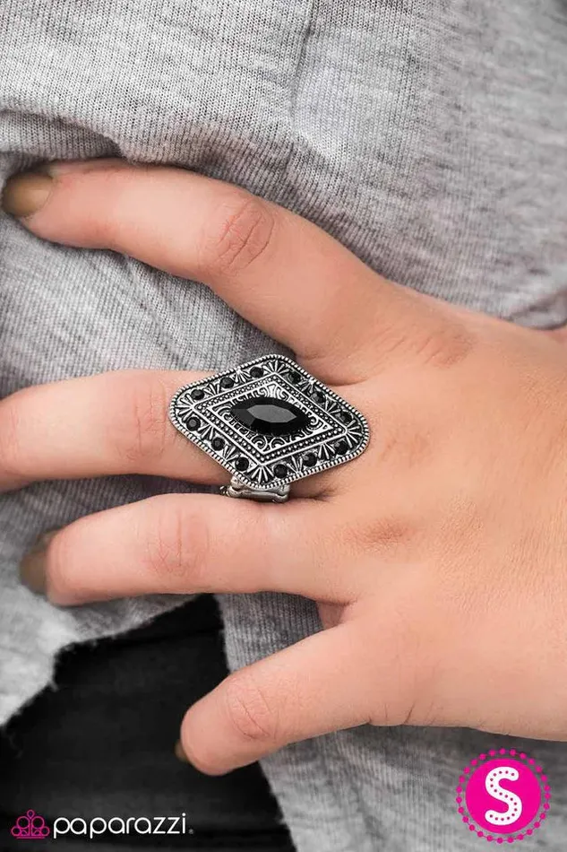 Paparazzi Jewelry Paparazzi Ring Kill Em With SHINEness Black Rings