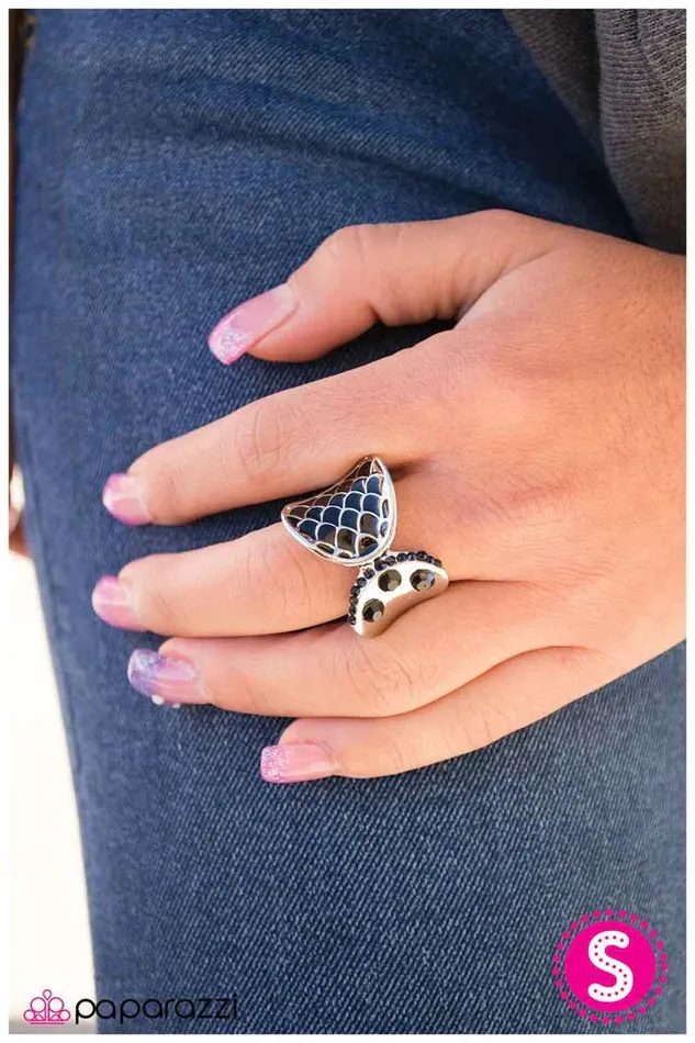 Paparazzi Jewelry Rings Paparazzi Ring Being Koi Black