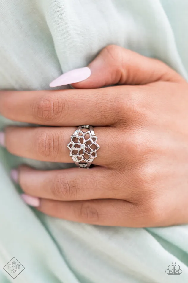 Paparazzi Jewelry Rings Paparazzi Ring Fashion Fix April 2021 Prana Paradise Silver