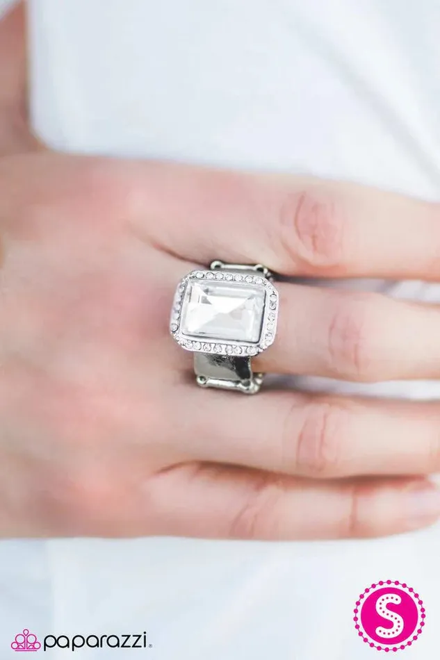 Paparazzi Jewelry Rings Paparazzi Ring Queens Court White