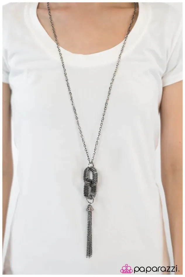 Paparazzi Necklace Shifting Gears Black Paparazzi Jewelry Necklaces