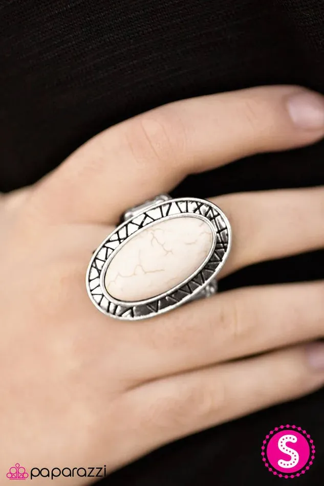 Rings Paparazzi Jewelry Paparazzi Ring Nature Walk White